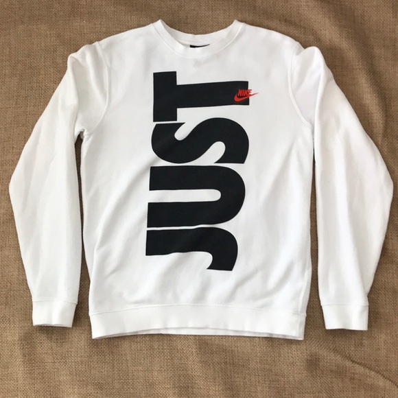 men's small nike sweatshirt